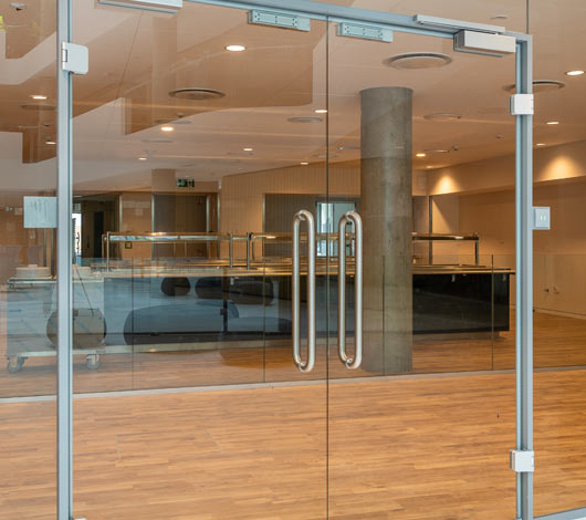 Trust Instant Glass and Glazing for Your Commercial Glazing Needs